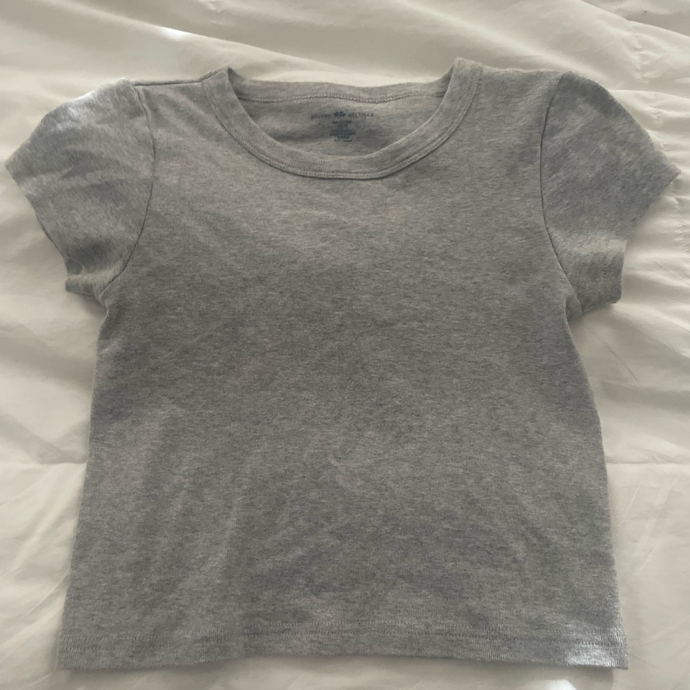 Brandy Melville, gray shirt